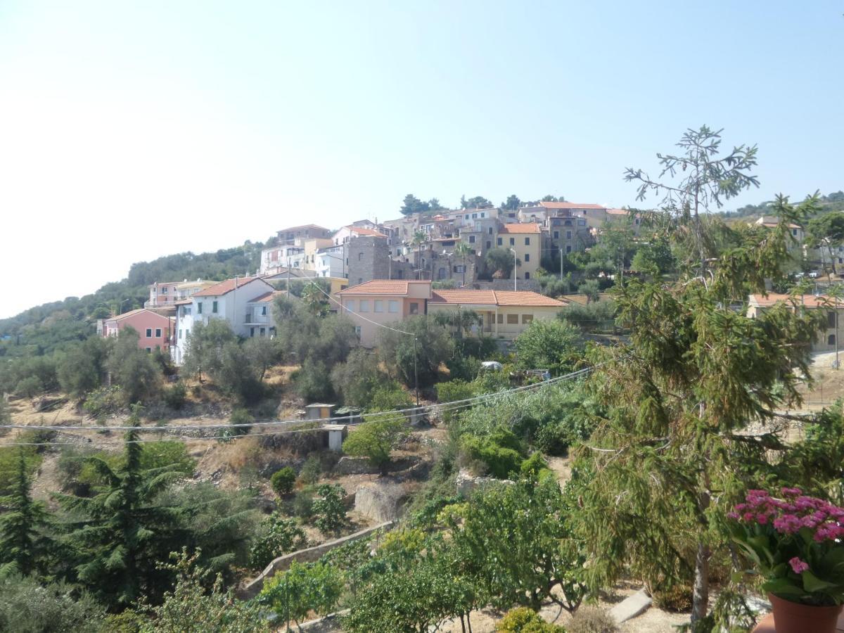 Tramonti E Mare 2 Villa Cipressa Buitenkant foto